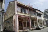 2219 Bougainvilla Outside Buildings.JPG (122 KB)